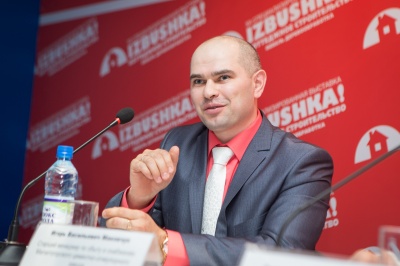 Цементники Магнитки рассказали челябинцам, как выбирать цемент